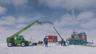 Ice sheet core drilling (program Subglacior)