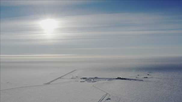 Wide shots of Concordia Station