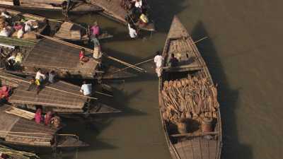 Transport of traditional goods (bamboo)