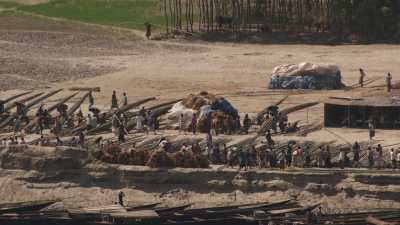 Transport of traditional goods (bamboo)