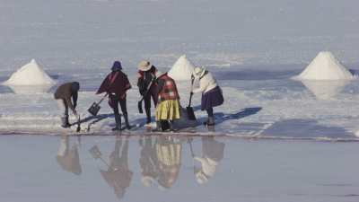 Salt gatherers on the Salt flats