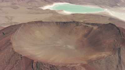 Laguna Verde, Juriques and Licancabur volcanoes