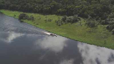 makeshift transportation boat along the Alima river