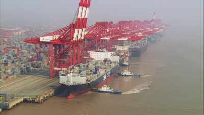 Yangshan harbour, boats and containers