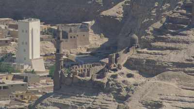 Shahin Al Khalwati Mosque ruins