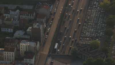 Traffic on Parisian ring road