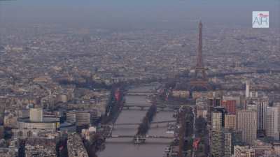 Paris West Side by dusk, the districts of La Muette and Passy