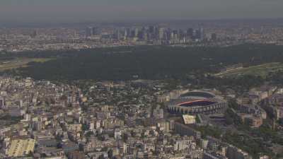 From the heliport of Paris to the stadium Parc des Princesand Boulogne-Billancourt