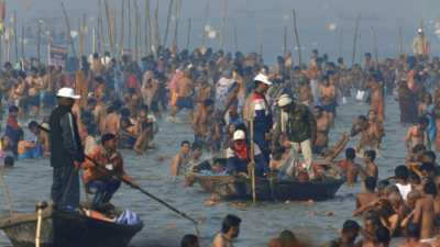 Crowd bathing during Kumbh Mela