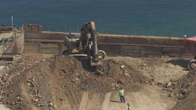 Harbour port extension works, opened end of 2013