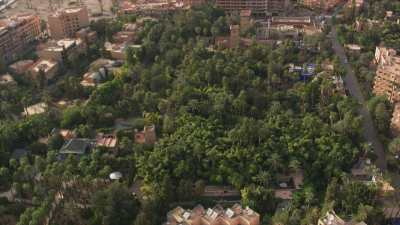 Following Boulevard Al Fassi to close shot of Jardin Majorelle