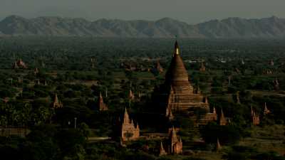 Bagan temples and surrounding mountains