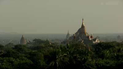 Bagan temples shine in the sun