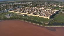 The fortified city and Giraud salines