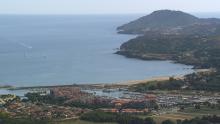 Sea shore between Collioure and Cerbere