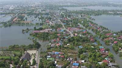 Wide shots of flooded districts