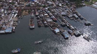 village de pêcheurs à Sorong, Papouasie