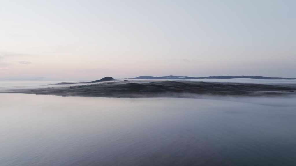 Miquelon dans la brume du petit matin