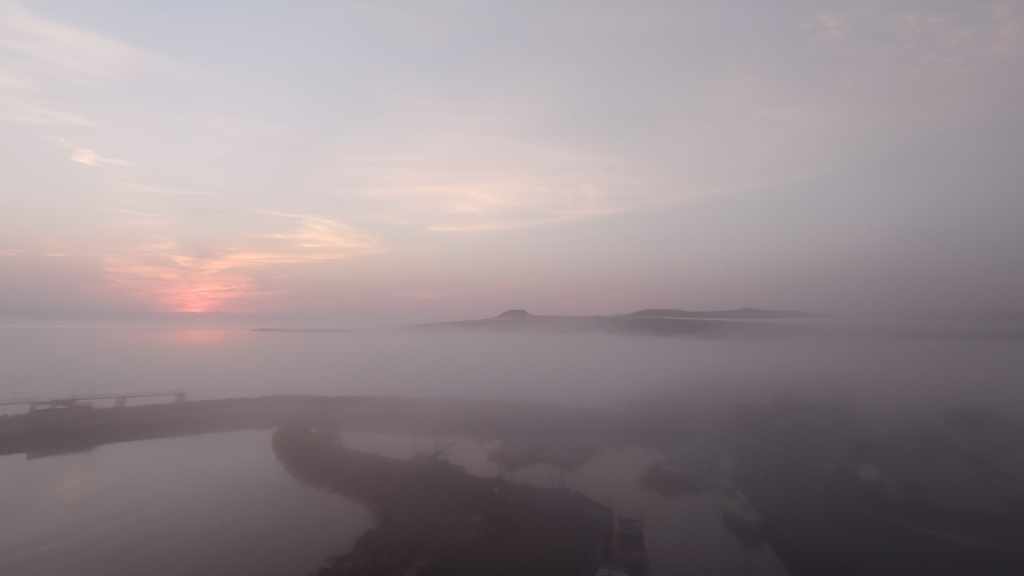 Miquelon dans la brume du petit matin