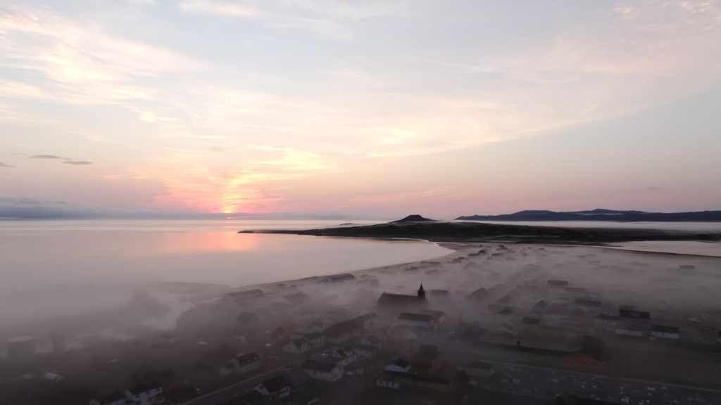 Miquelon dans la brume du petit matin