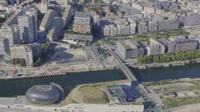 Boulogne-Billancourt and the area "Trapèze"
