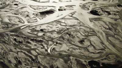 Graphic river meanders on the Icelandic plain