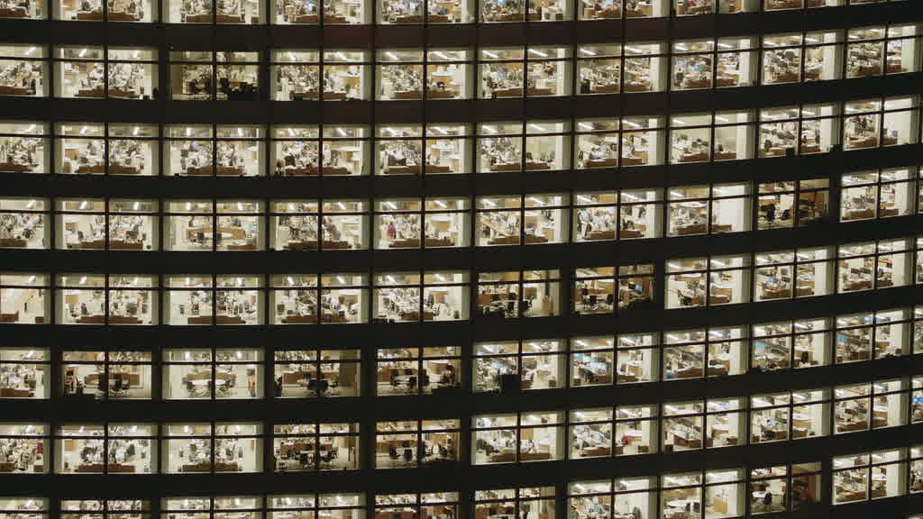 Vues aériennes nocturnes d'immeubles de bureaux New-York